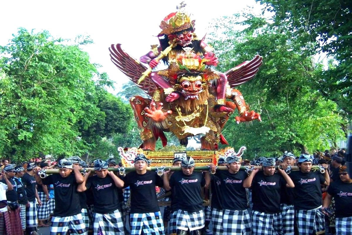 ogoh-ogoh-bali-golden-tour